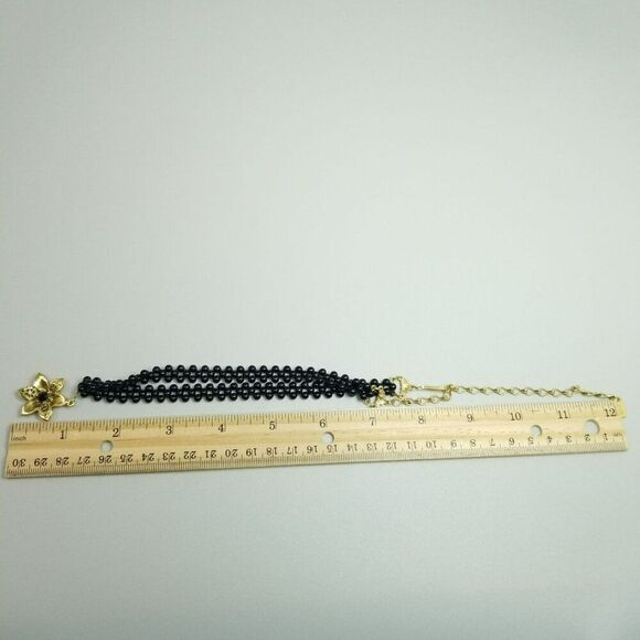Vintage 1928 Flower Pendant and Black Beaded Necklace with Adjustable Clasp - Picture 6 of 8
